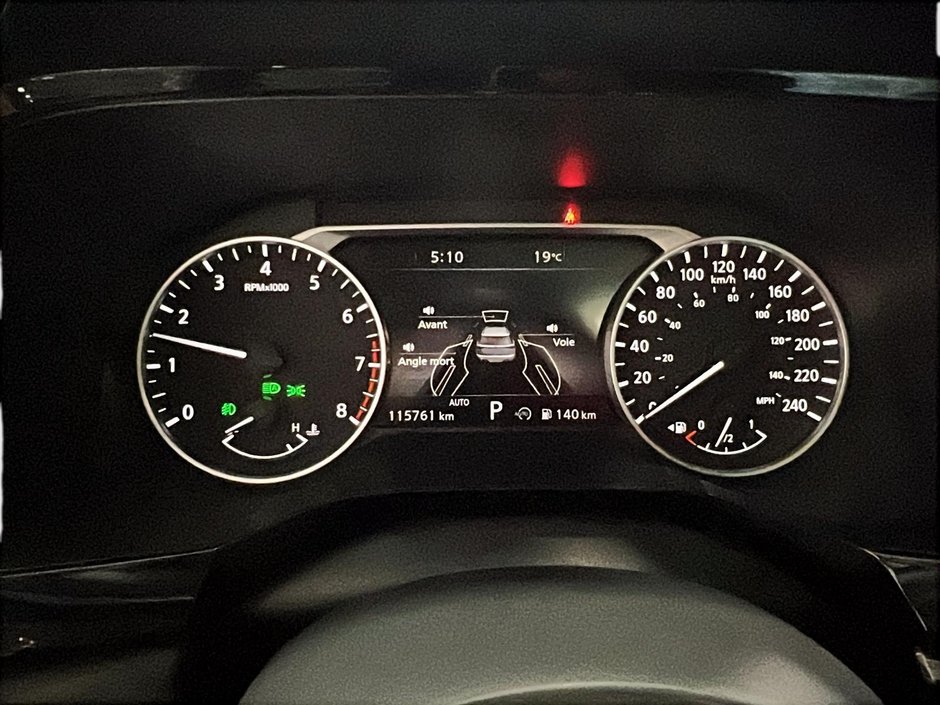 Nissan Pathfinder SL 2022-11