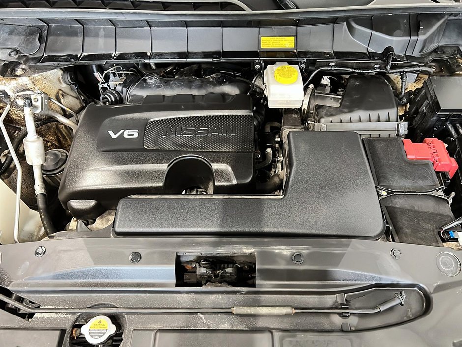 Nissan Pathfinder SL 2022-6