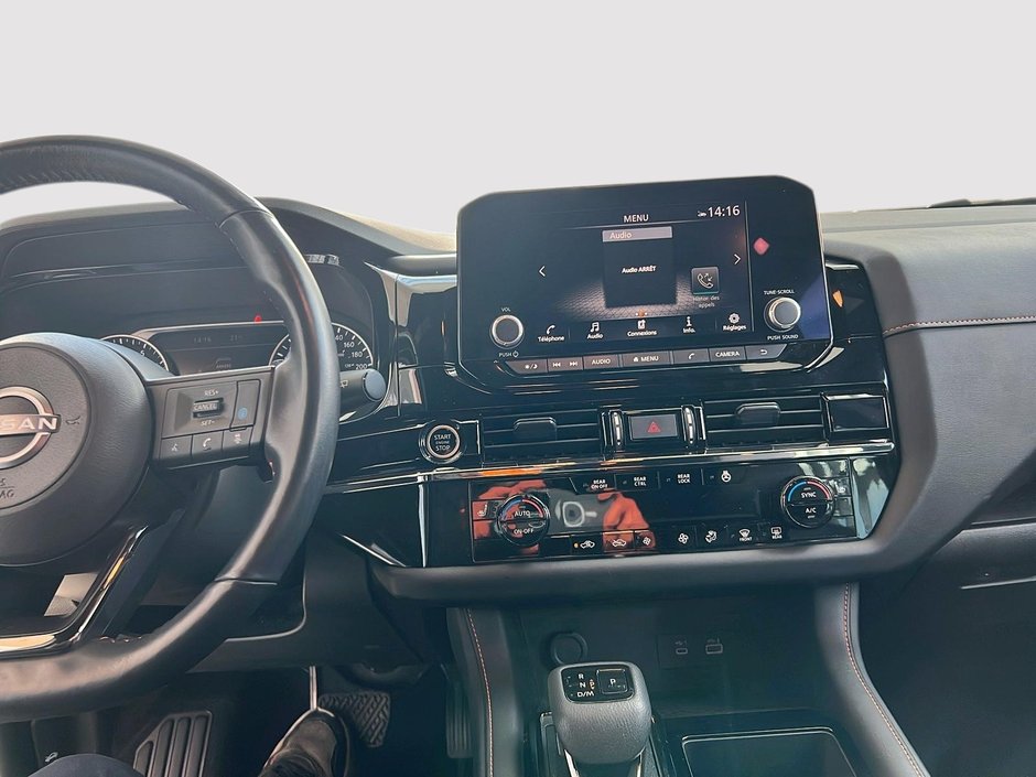 2024 Nissan Pathfinder-14