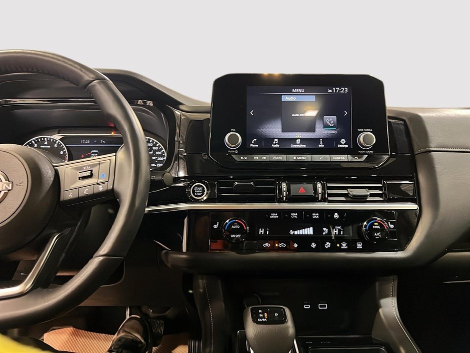 2024 Nissan Pathfinder SV AWD-17