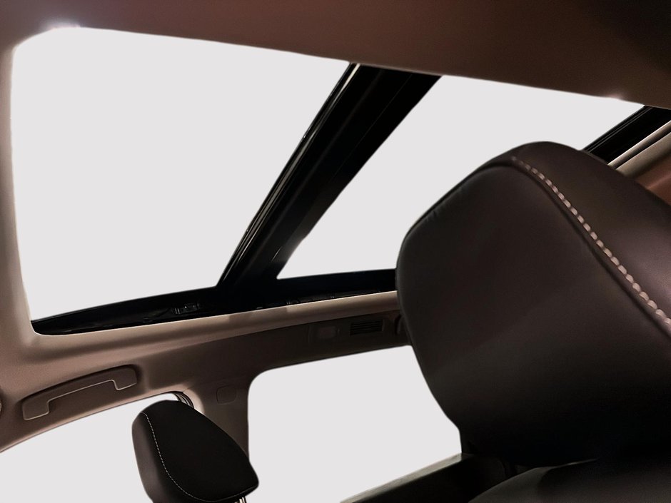 2024 Nissan Pathfinder SV AWD-15