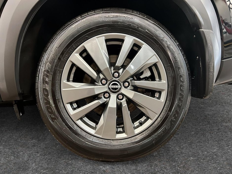 2024 Nissan Pathfinder SV AWD-6