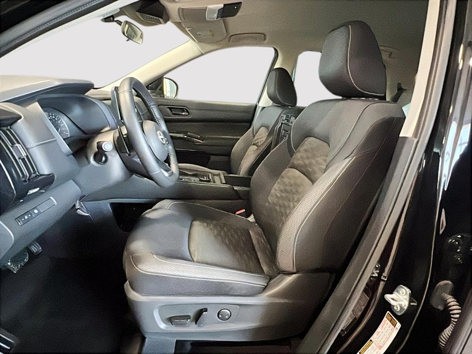 Nissan Pathfinder S AWD 2024-7