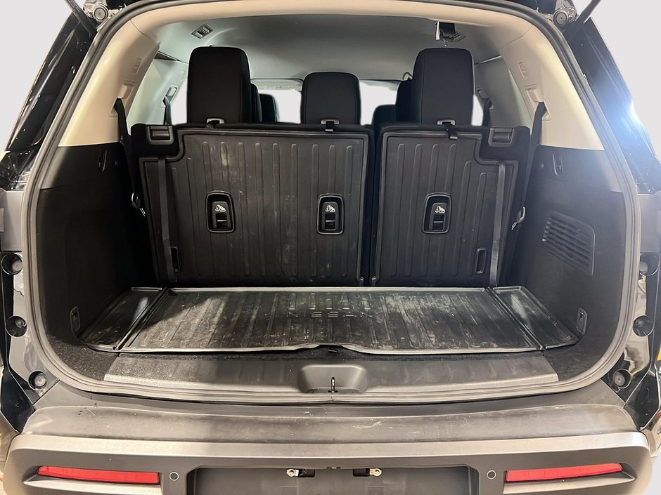 Nissan Pathfinder S AWD 2024-4