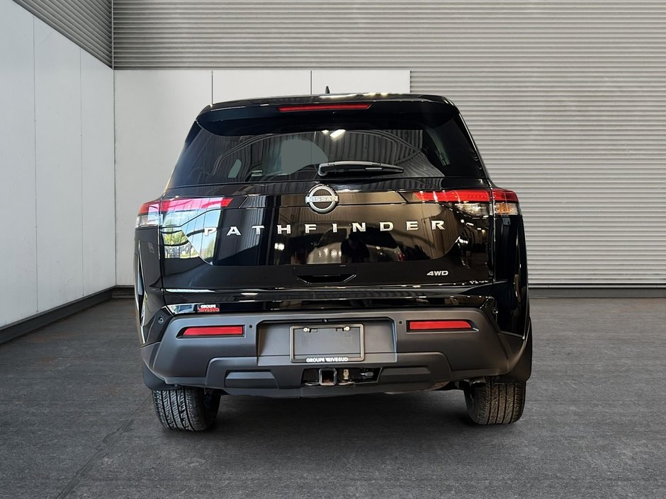 Nissan Pathfinder S AWD 2024-2