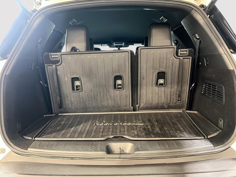 Nissan Pathfinder Rock Creek 2025-4