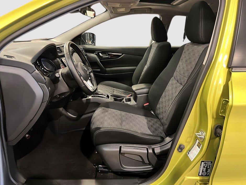 Nissan Qashqai SV 2020-8