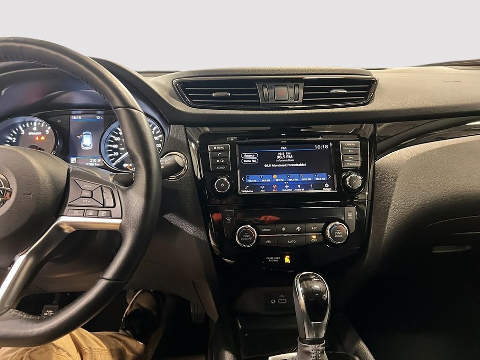 Nissan Qashqai SV 2020-17