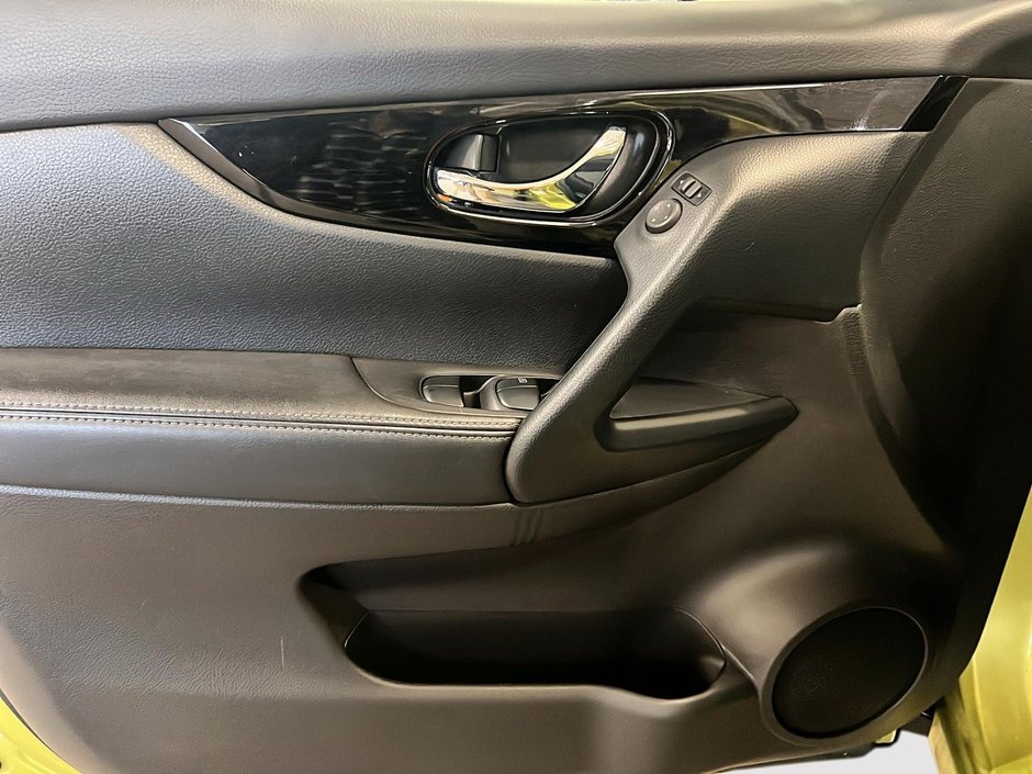 Nissan Qashqai SV 2020-10