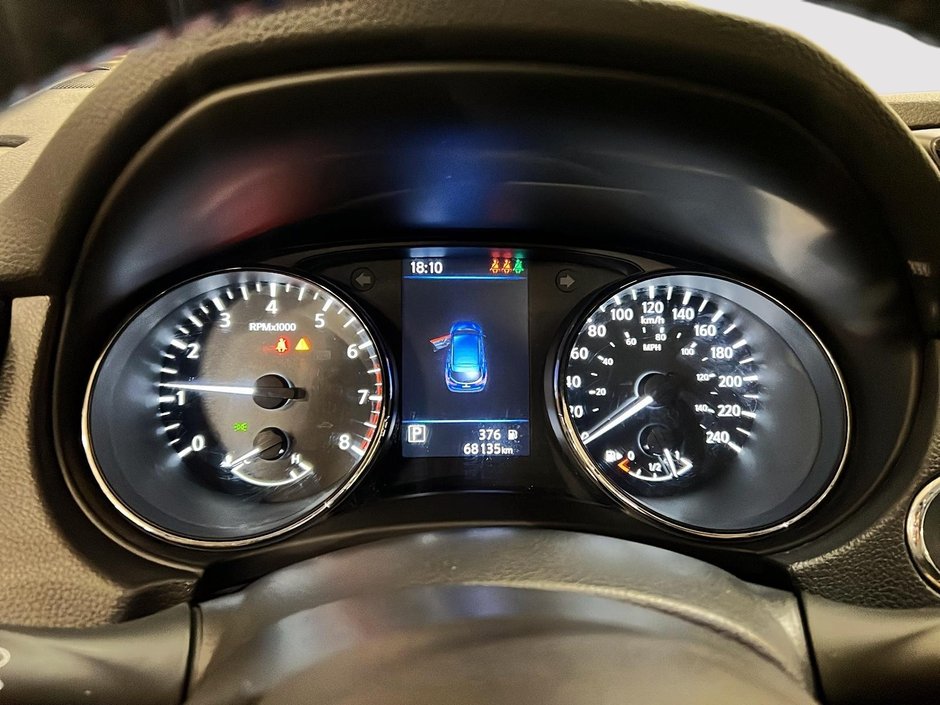 2020 Nissan Qashqai SV-11