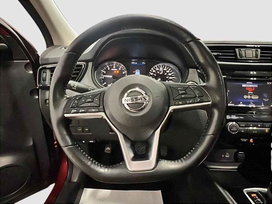 Nissan Qashqai SV 2020-9