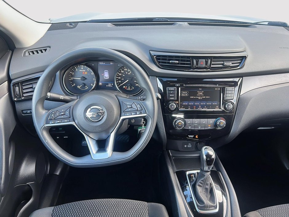 Nissan Qashqai S 2021-8