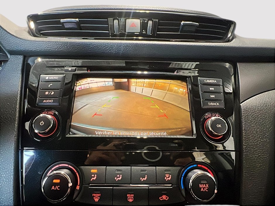 Nissan Qashqai S-AWD 2021-15