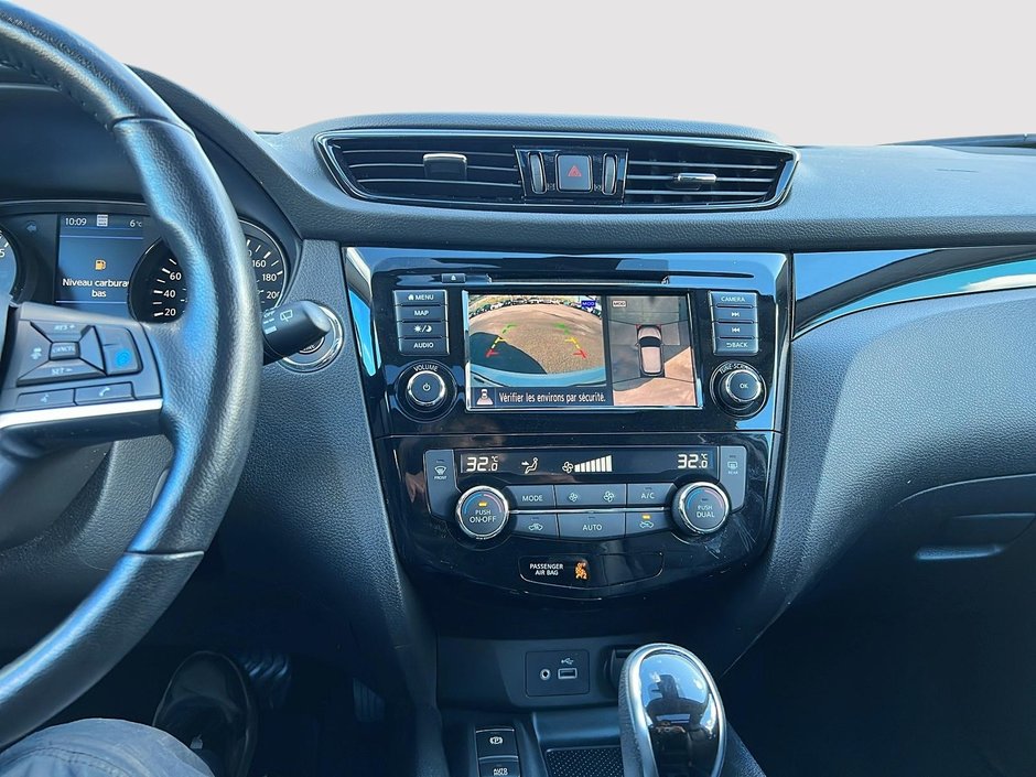 Nissan Qashqai SL 2022-17