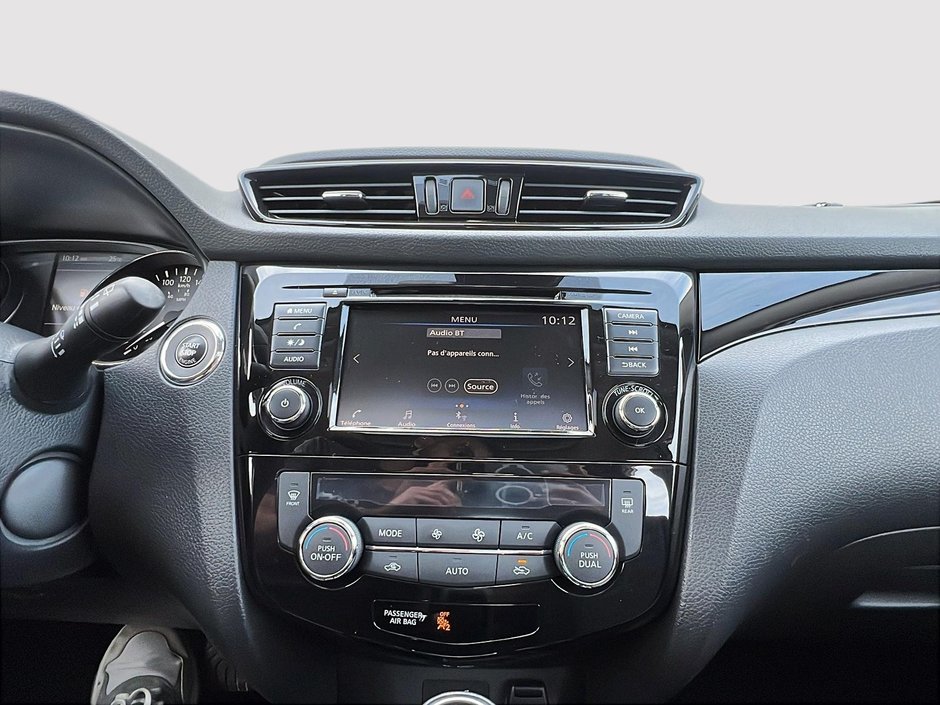 Nissan Qashqai SV AWD 2022-16