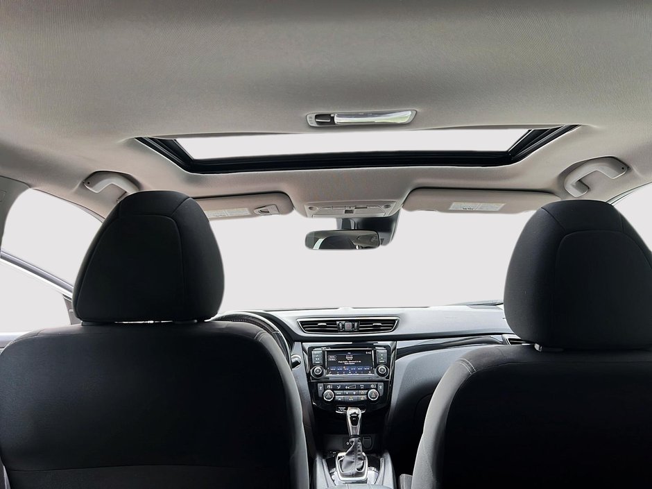 2023 Nissan Qashqai SV-15