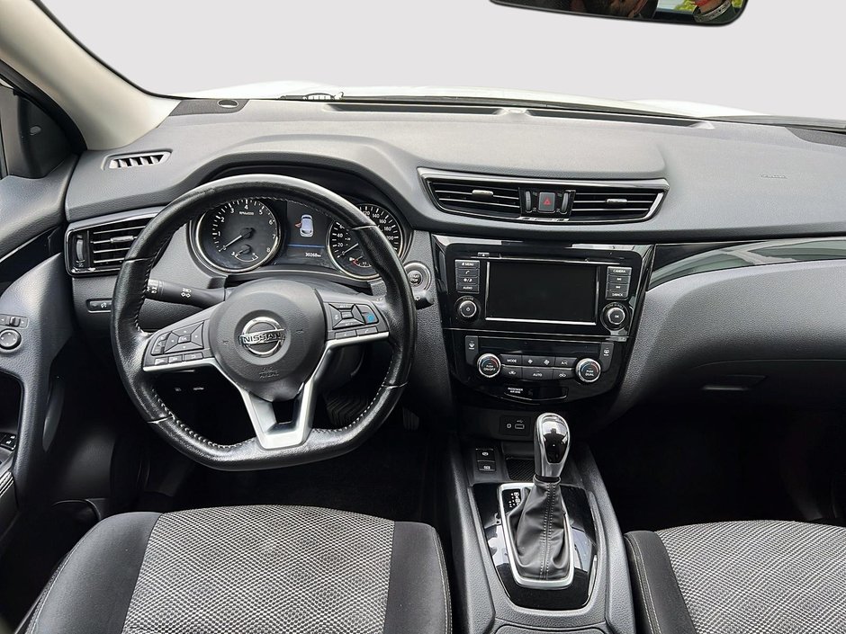 2023 Nissan Qashqai SV-9