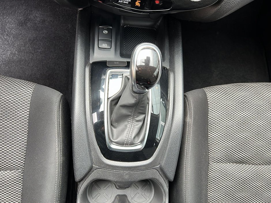 2023 Nissan Qashqai SV-13