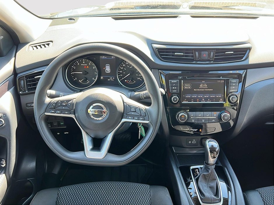 2023 Nissan Qashqai S-9