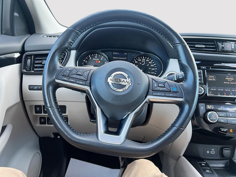 2023 Nissan Qashqai SV-11
