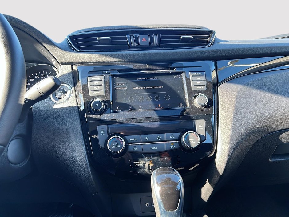 2023 Nissan Qashqai SL-17