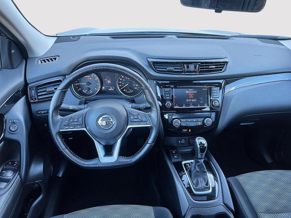 Nissan Qashqai SV 2023-9