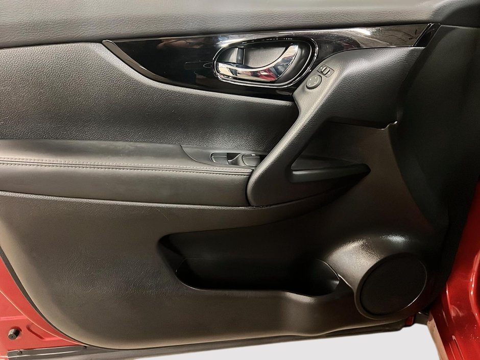 Nissan Qashqai  2023-10