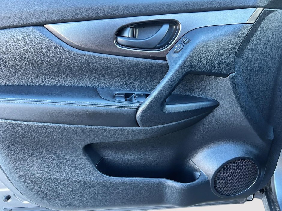 2023 Nissan Qashqai S AWD-9