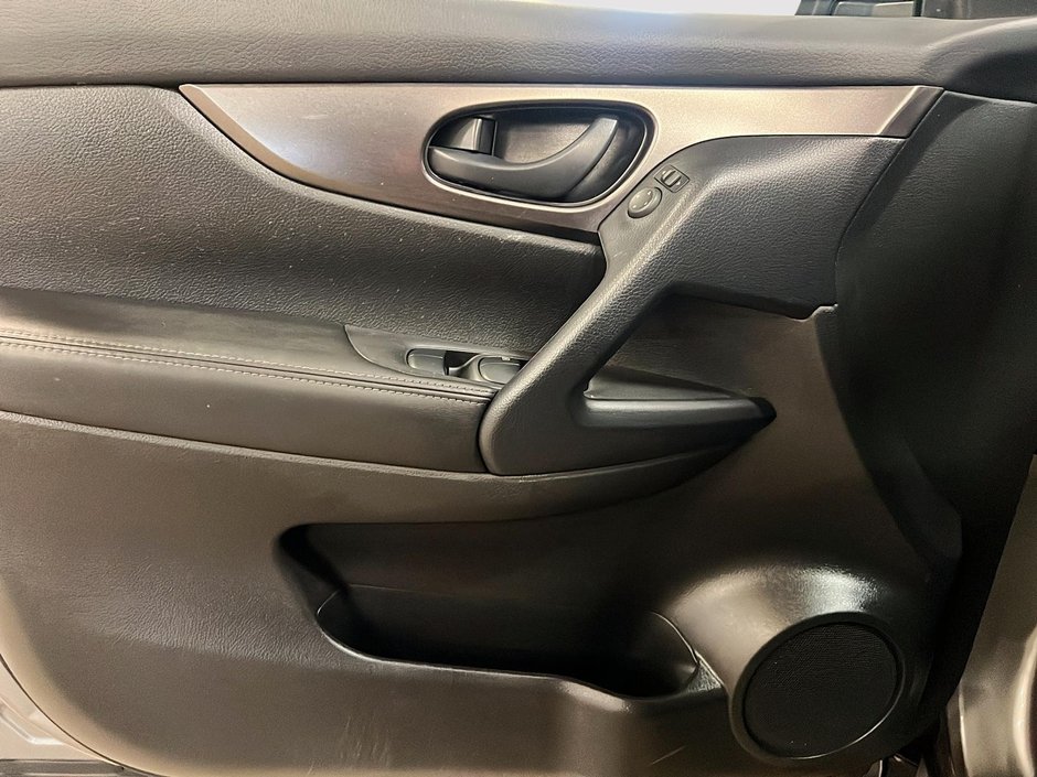 Nissan Qashqai S AWD 2023-10