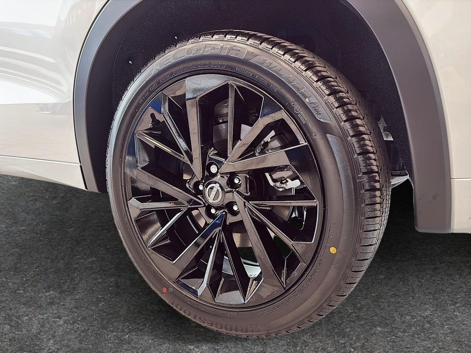2026 Nissan Rogue Plug-In Hybrid Platinum-6