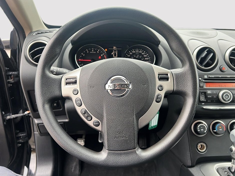 Nissan Rogue S 2012-11