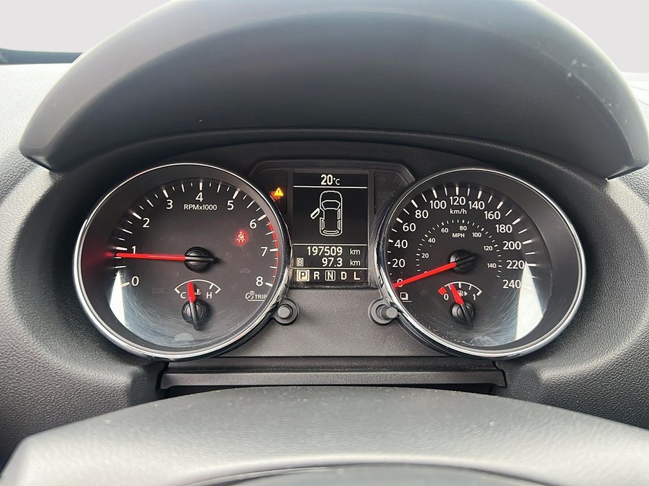 Nissan Rogue S 2012-12