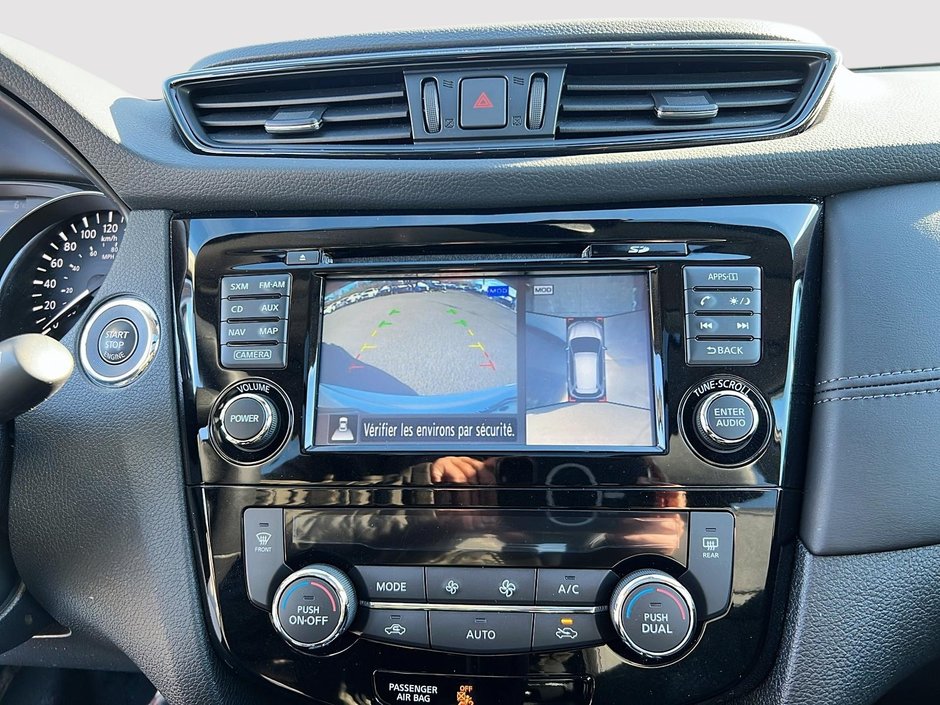 Nissan Rogue SL 2017-16