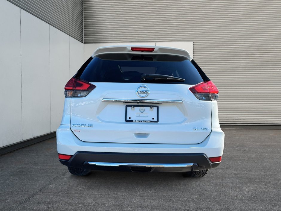 Nissan Rogue SL 2017-2
