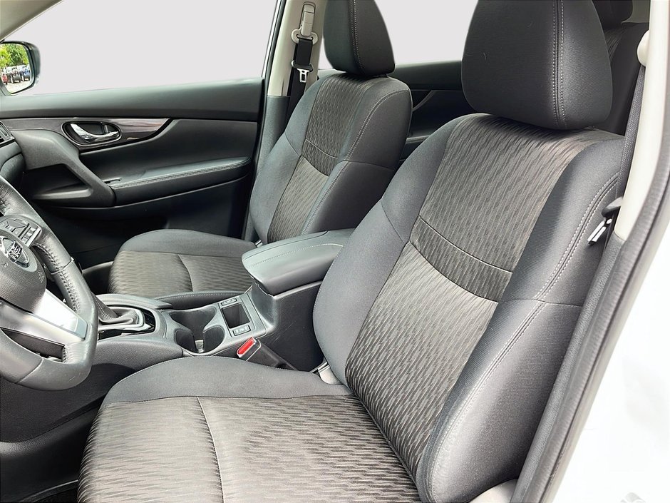 2018 Nissan Rogue SV MIDNIGHT AWD-8