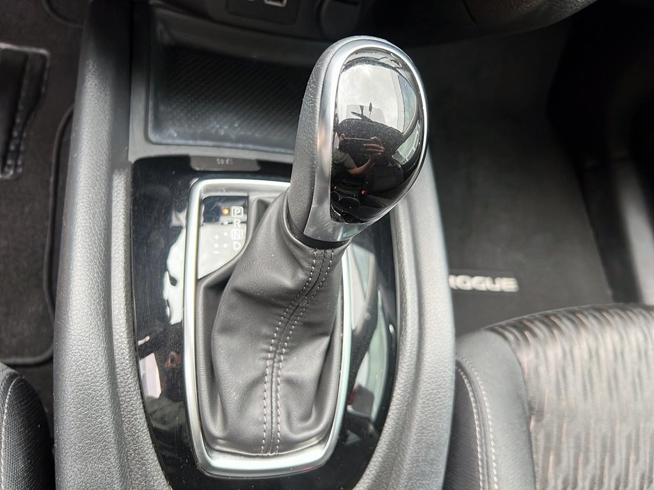 Nissan Rogue Spécial Édition TA 2020-13