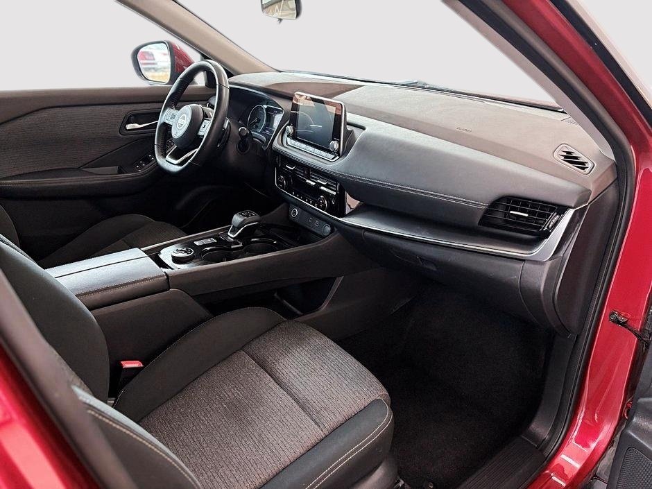 2021 Nissan Rogue SV AWD-13