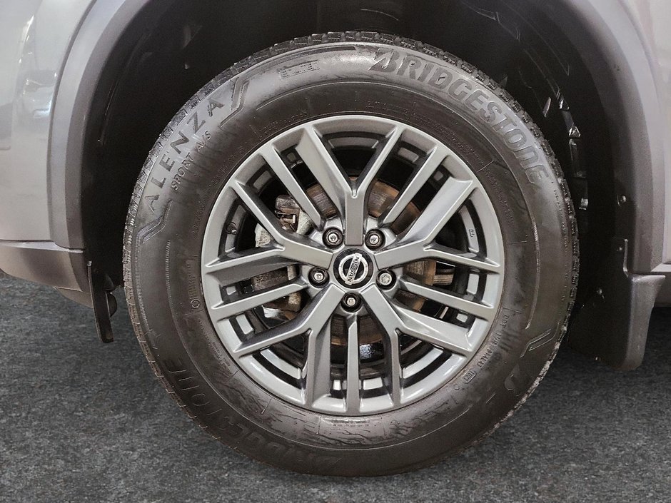 Nissan Rogue S 2021-6