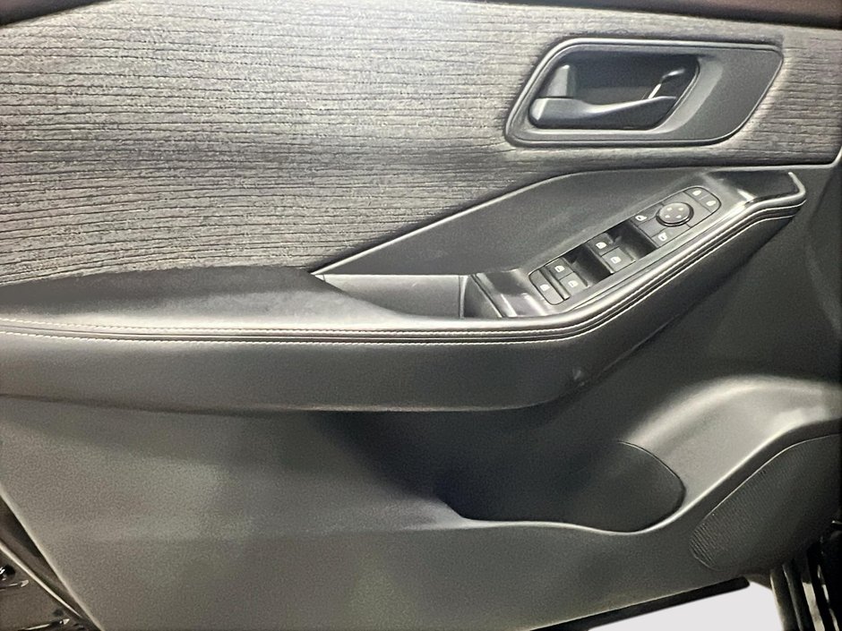 2021 Nissan Rogue S-8