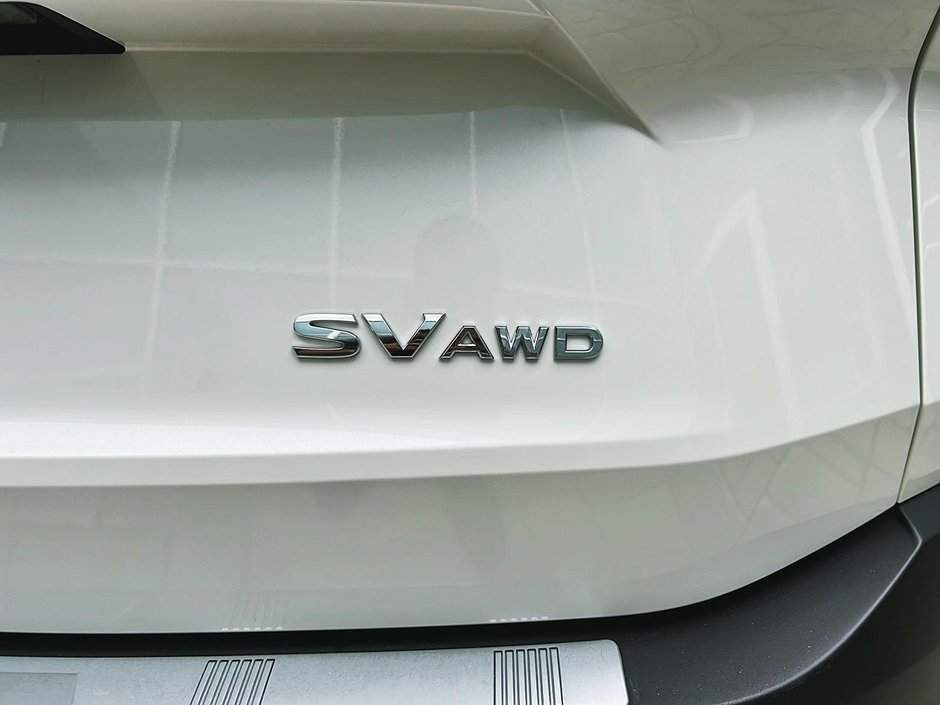 Nissan Rogue SV AWD 2023-14