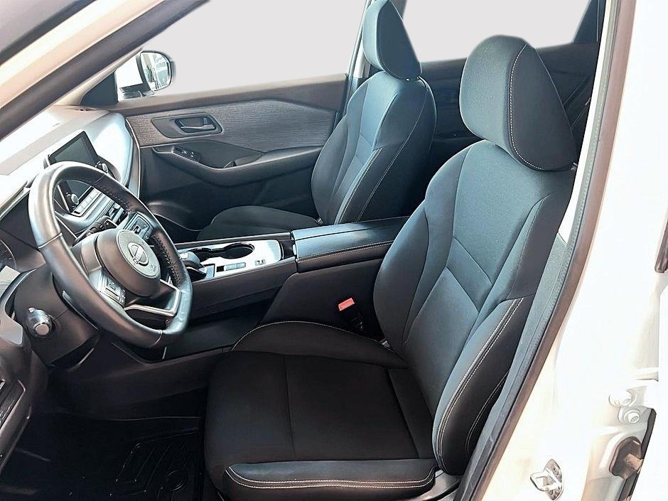 2023 Nissan Rogue S-6