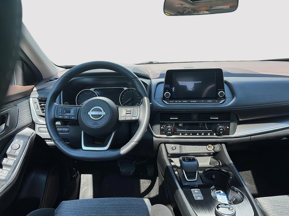 Nissan Rogue SV AWD 2023-9