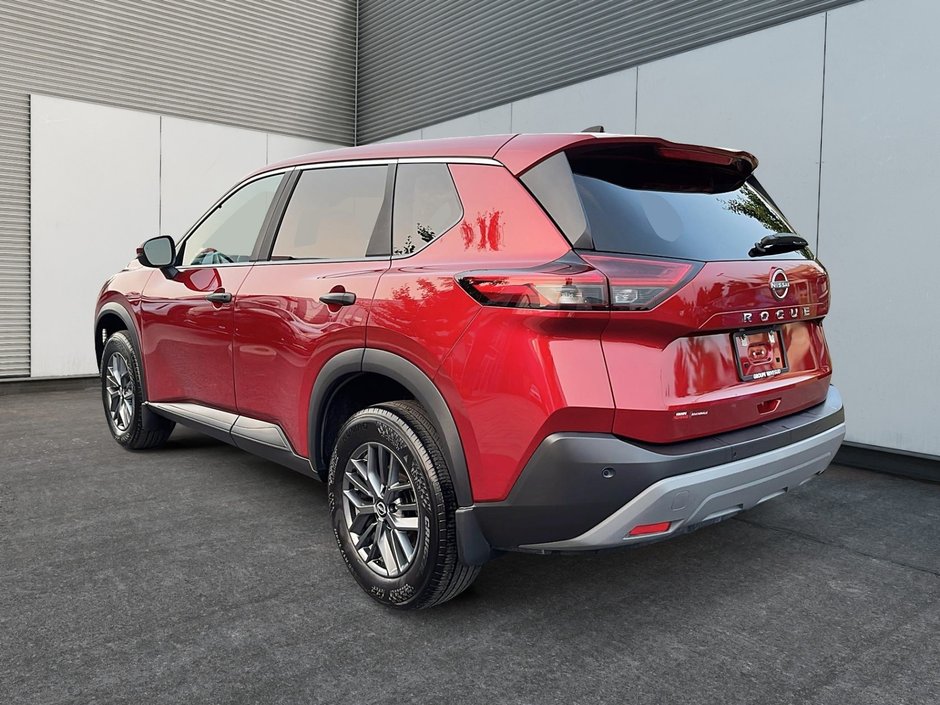 Nissan Rogue S 2023-3