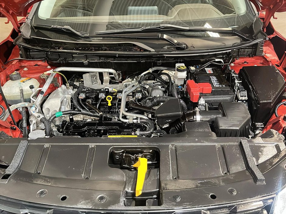 Nissan Rogue S 2023-7