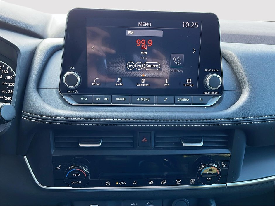 Nissan Rogue S AWD 2023-17