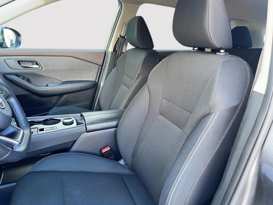 2023 Nissan Rogue S-8