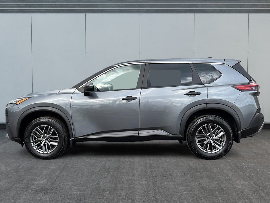 2023 Nissan Rogue S-4