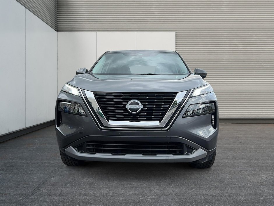 2023 Nissan Rogue S-1