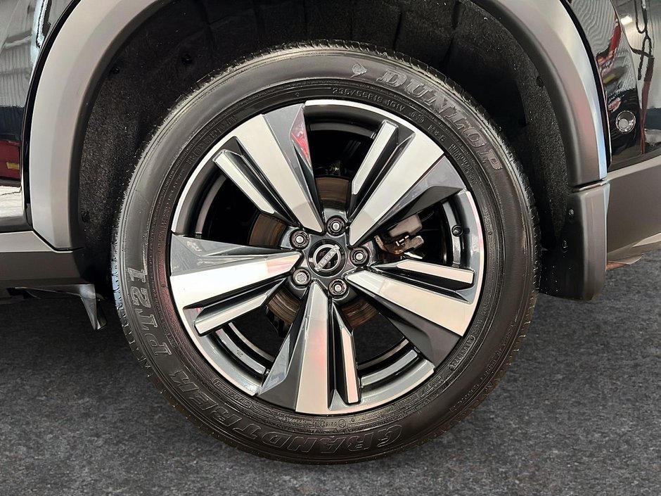 Nissan Rogue Platinum 2023-6