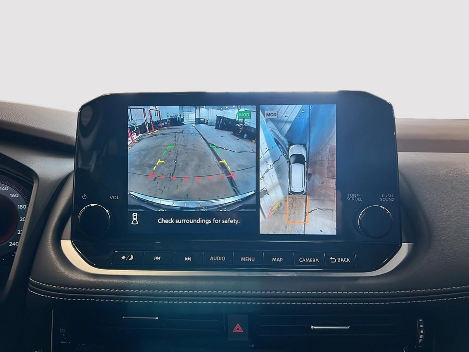 Nissan Rogue Platinum 2023-16